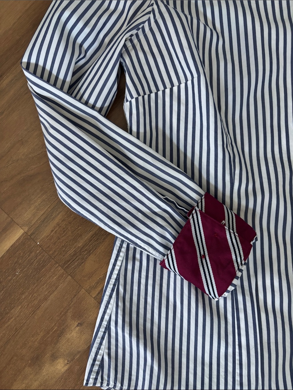 Brooks Brothers Striped Button Down Shirt with Contrast Rolled Cuffs Size 2 - Picture 3 of 8